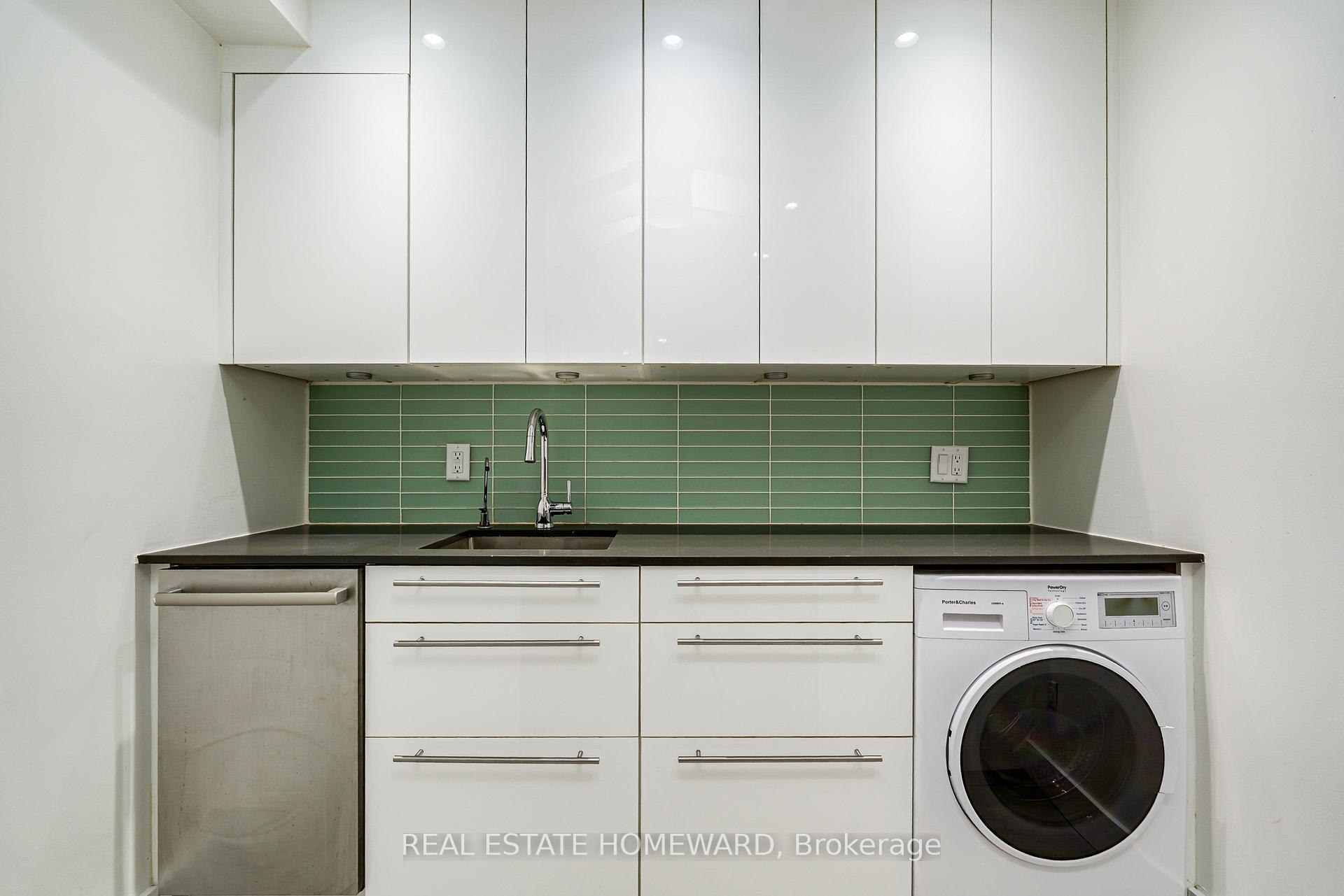 Photo 20 of Unit 206, 100 Oriole Parkway, Toronto, Forest Hill South — HOMEH