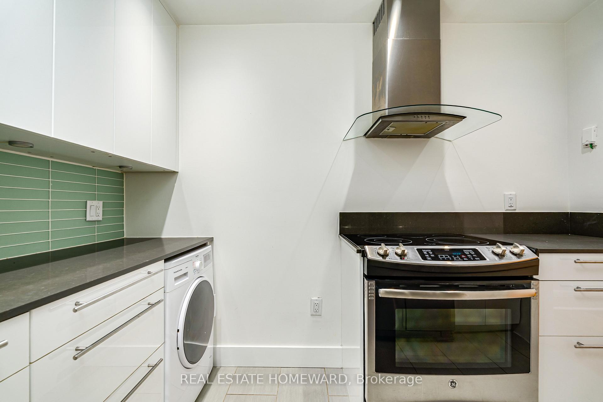 Photo 21 of Unit 206, 100 Oriole Parkway, Toronto, Forest Hill South — HOMEH