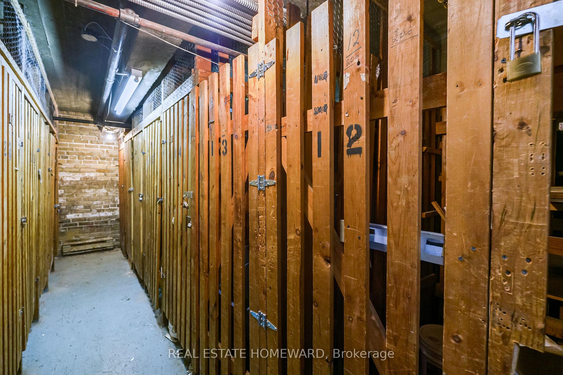 Photo 37 of Unit 206, 100 Oriole Parkway, Toronto, Forest Hill South — HOMEH