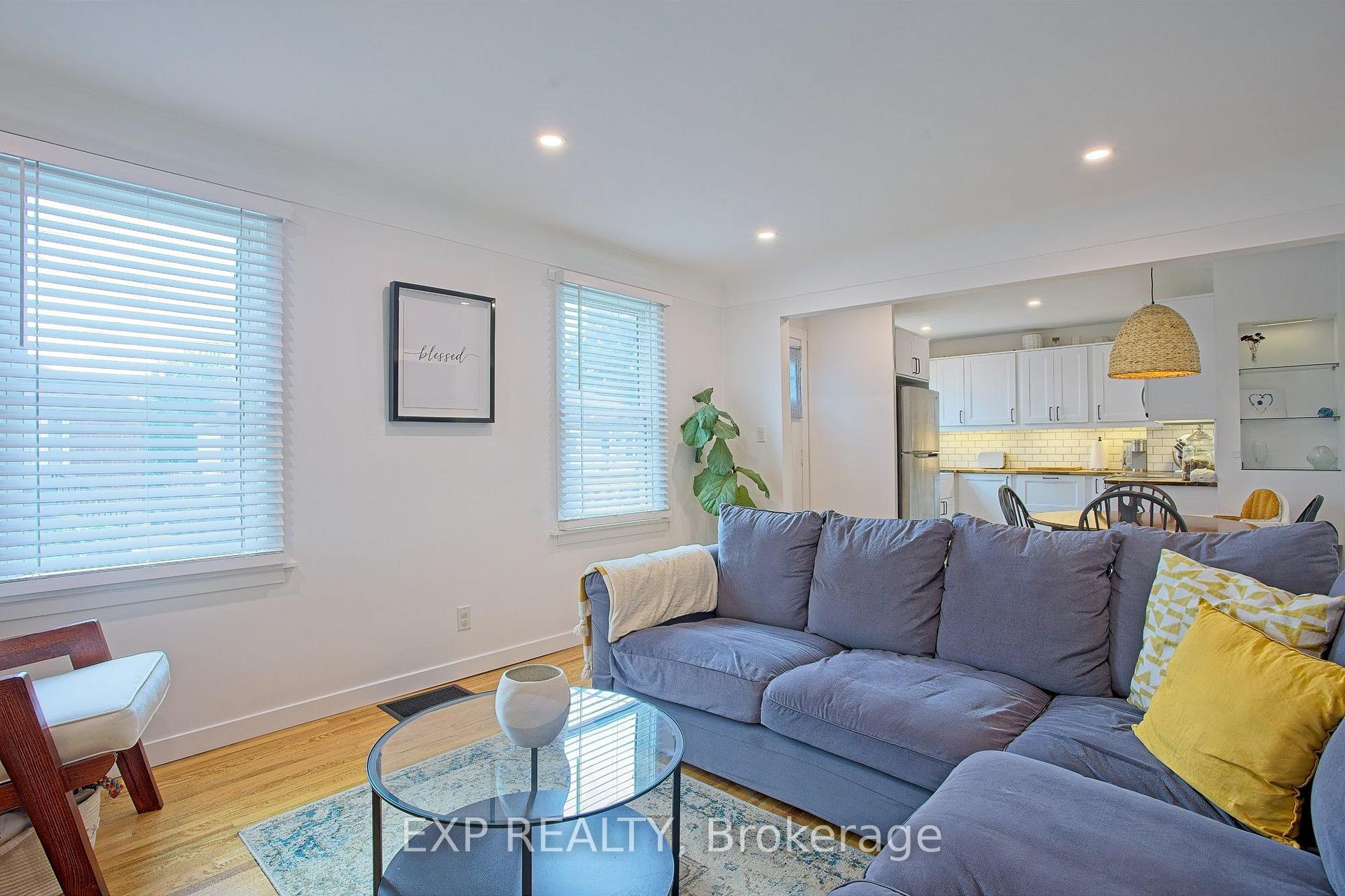 Photo 12 of 22 East 11th Street, Hamilton, Inch Park — HOMEH