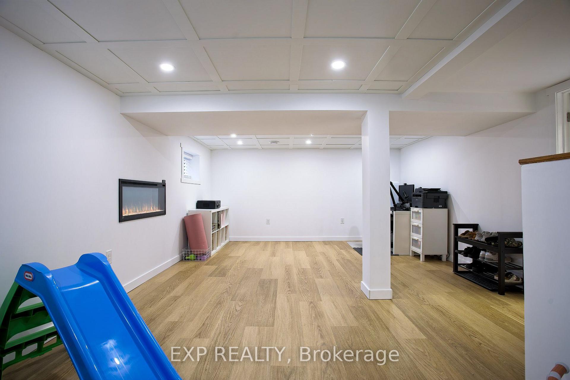 Photo 16 of 22 East 11th Street, Hamilton, Inch Park — HOMEH