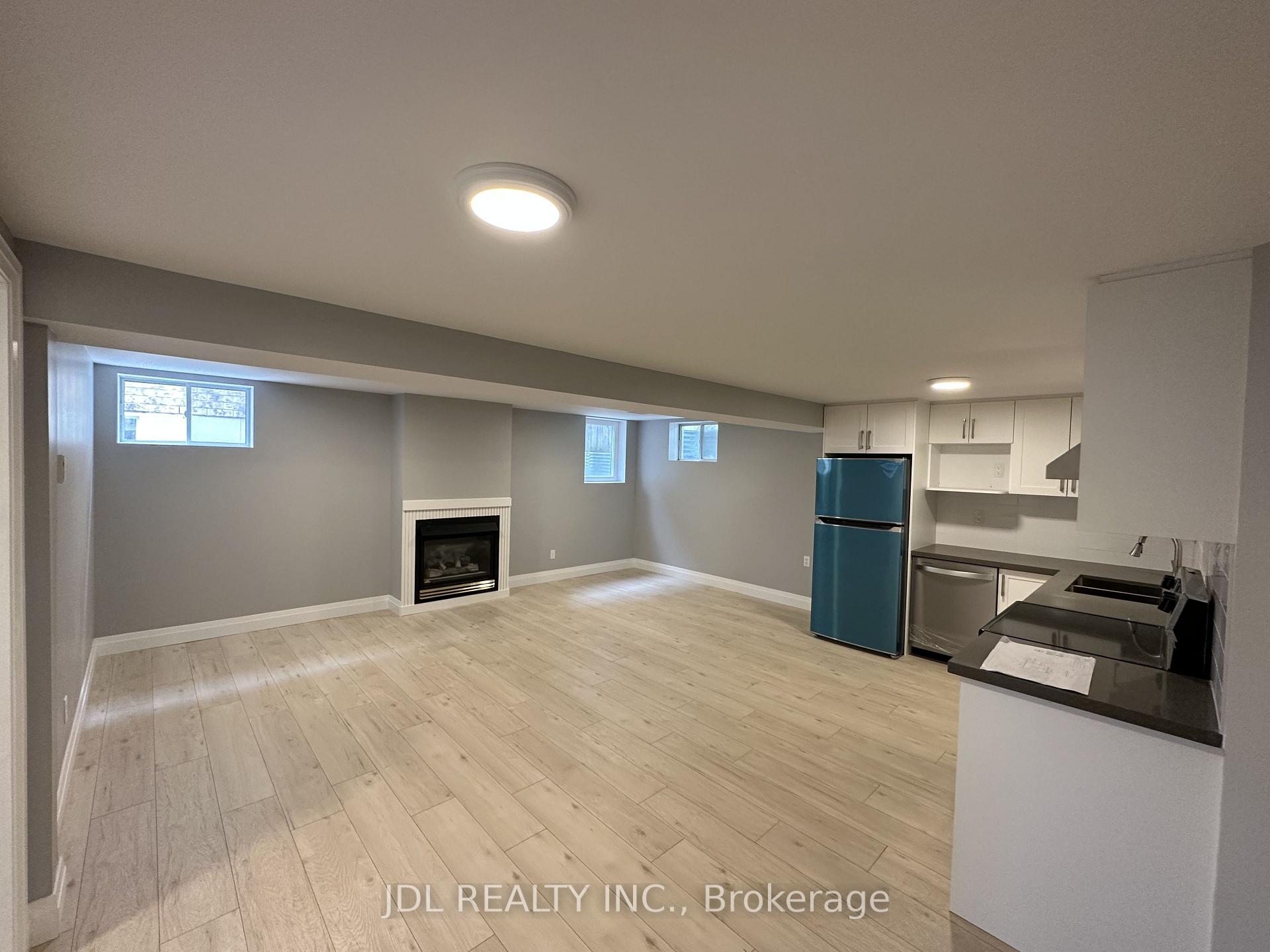 Photo 2 of Unit Basement, 46 Monique Crescent N, Barrie, East Bayfield — HOMEH