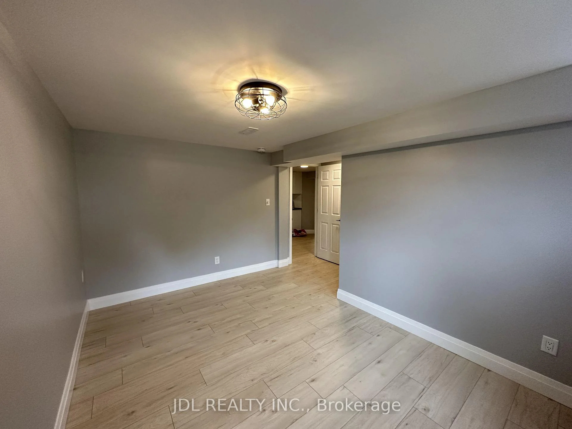 Photo 14 of Unit Basement, 46 Monique Crescent N, Barrie, East Bayfield — HOMEH