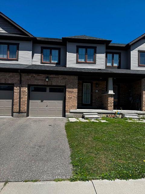 Photo 4 of 4 Prestwick Street, Hamilton, Stoney Creek Mountain — HOMEH