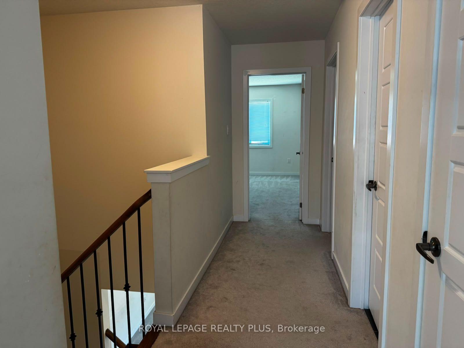 Photo 34 of 4 Prestwick Street, Hamilton, Stoney Creek Mountain — HOMEH