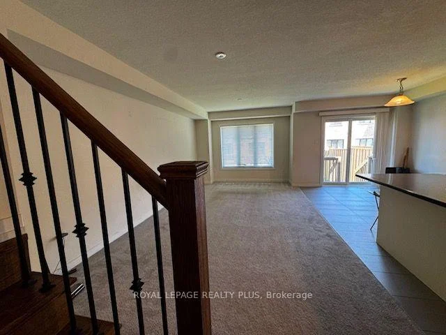 Photo 10 of 4 Prestwick Street, Hamilton, Stoney Creek Mountain — HOMEH