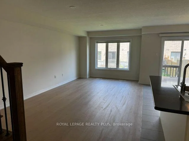 Photo 14 of 4 Prestwick Street, Hamilton, Stoney Creek Mountain — HOMEH