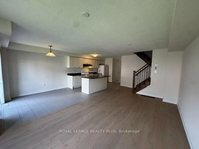 Photo 11 of 4 Prestwick Street, Hamilton, Stoney Creek Mountain — HOMEH