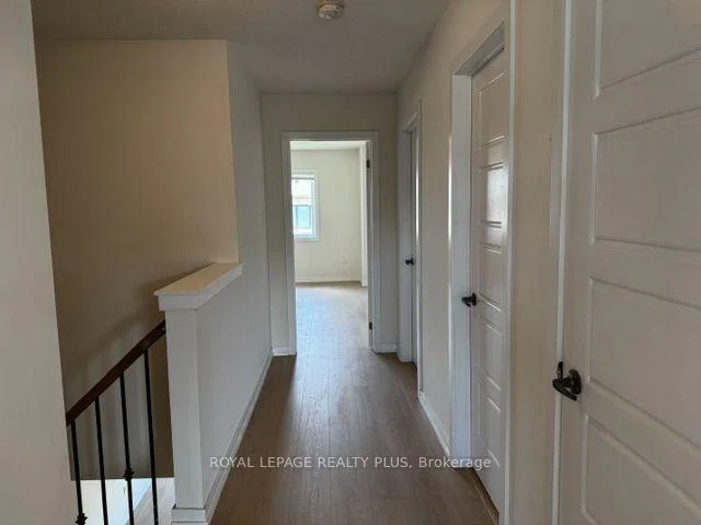 Photo 33 of 4 Prestwick Street, Hamilton, Stoney Creek Mountain — HOMEH
