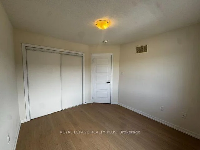 Photo 53 of 4 Prestwick Street, Hamilton, Stoney Creek Mountain — HOMEH