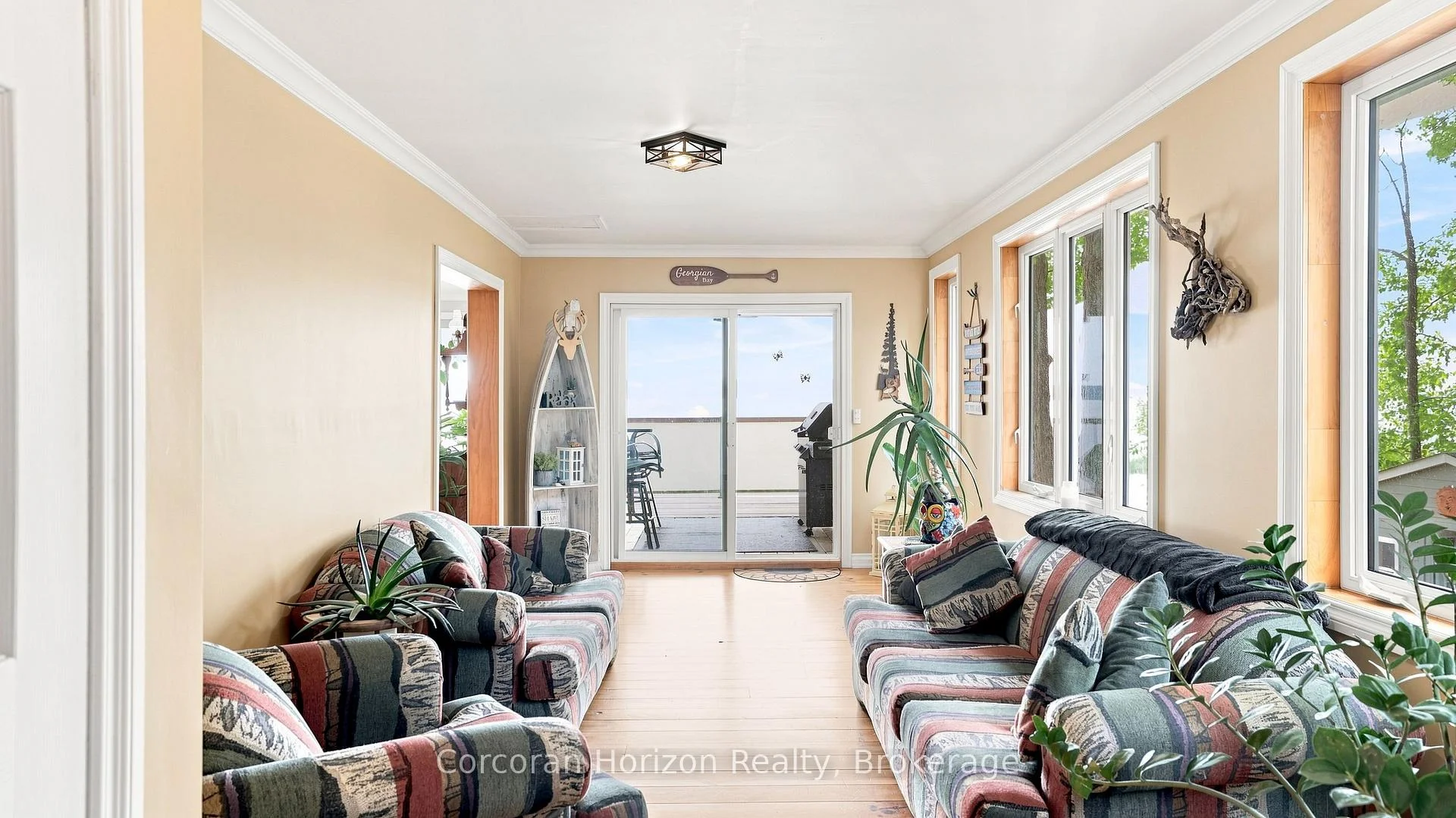 Photo 16 of 380 Robins Point Road, Tay, Victoria Harbour — HOMEH