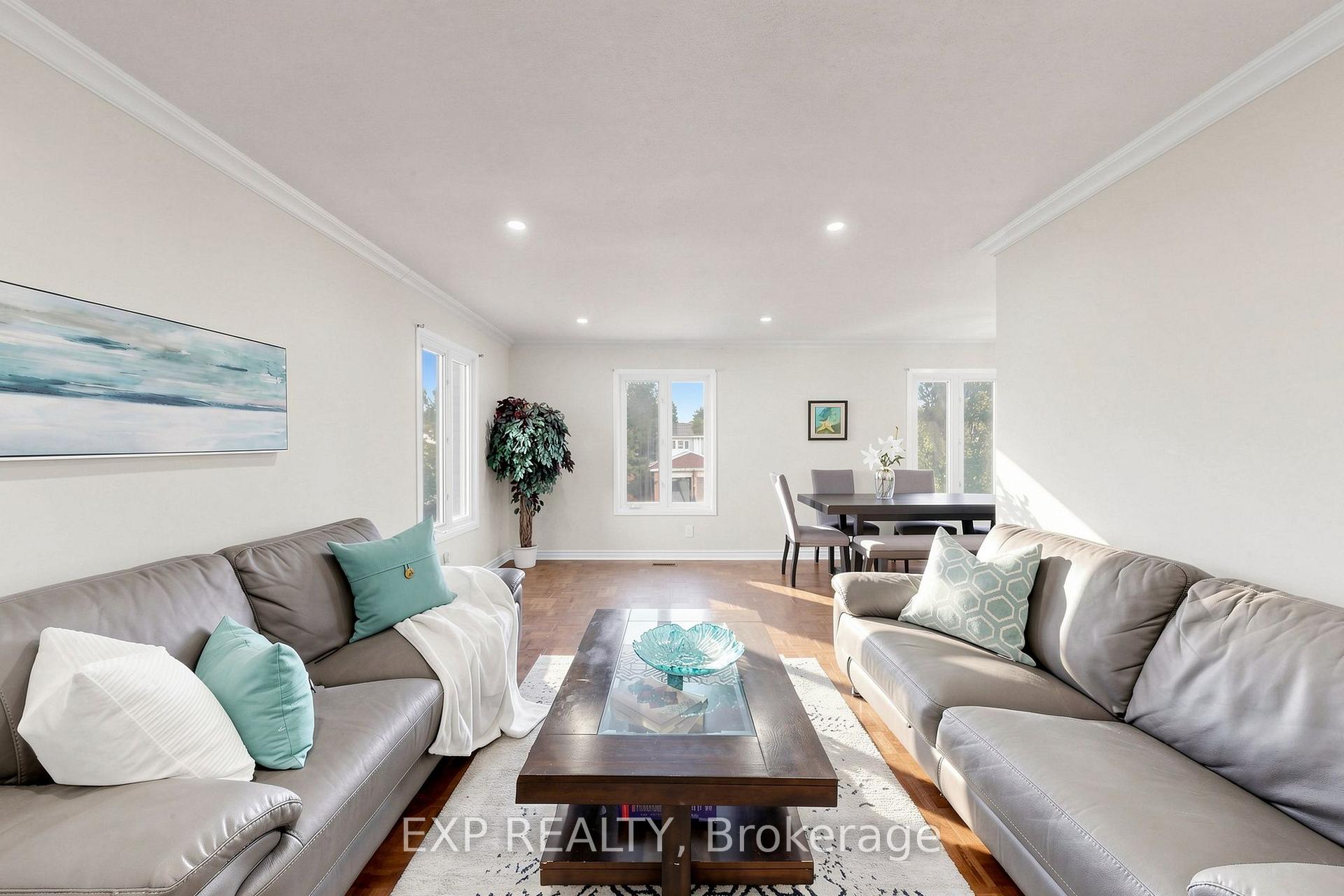 Photo 6 of 29 Mikado Crescent N, Brampton, Central Park — HOMEH