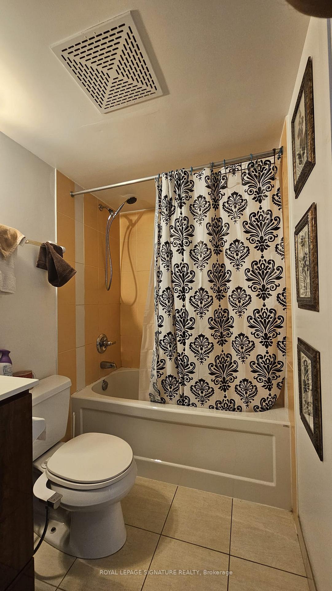 Photo 17 of Unit 705, 5793 Yonge Street, North York, Newtonbrook East — HOMEH