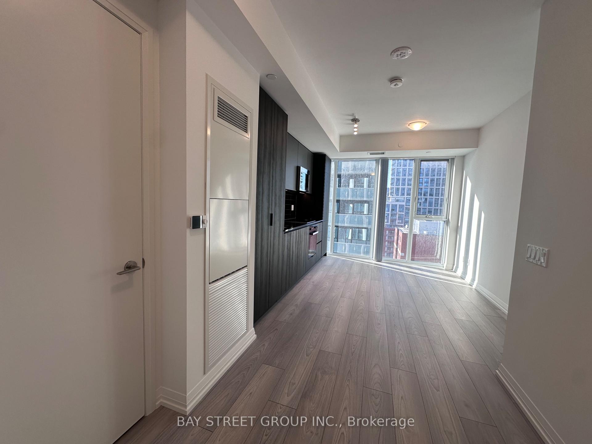 Photo 1 of Unit 1902, 400 King Street W, Toronto, Waterfront Communities — HOMEH