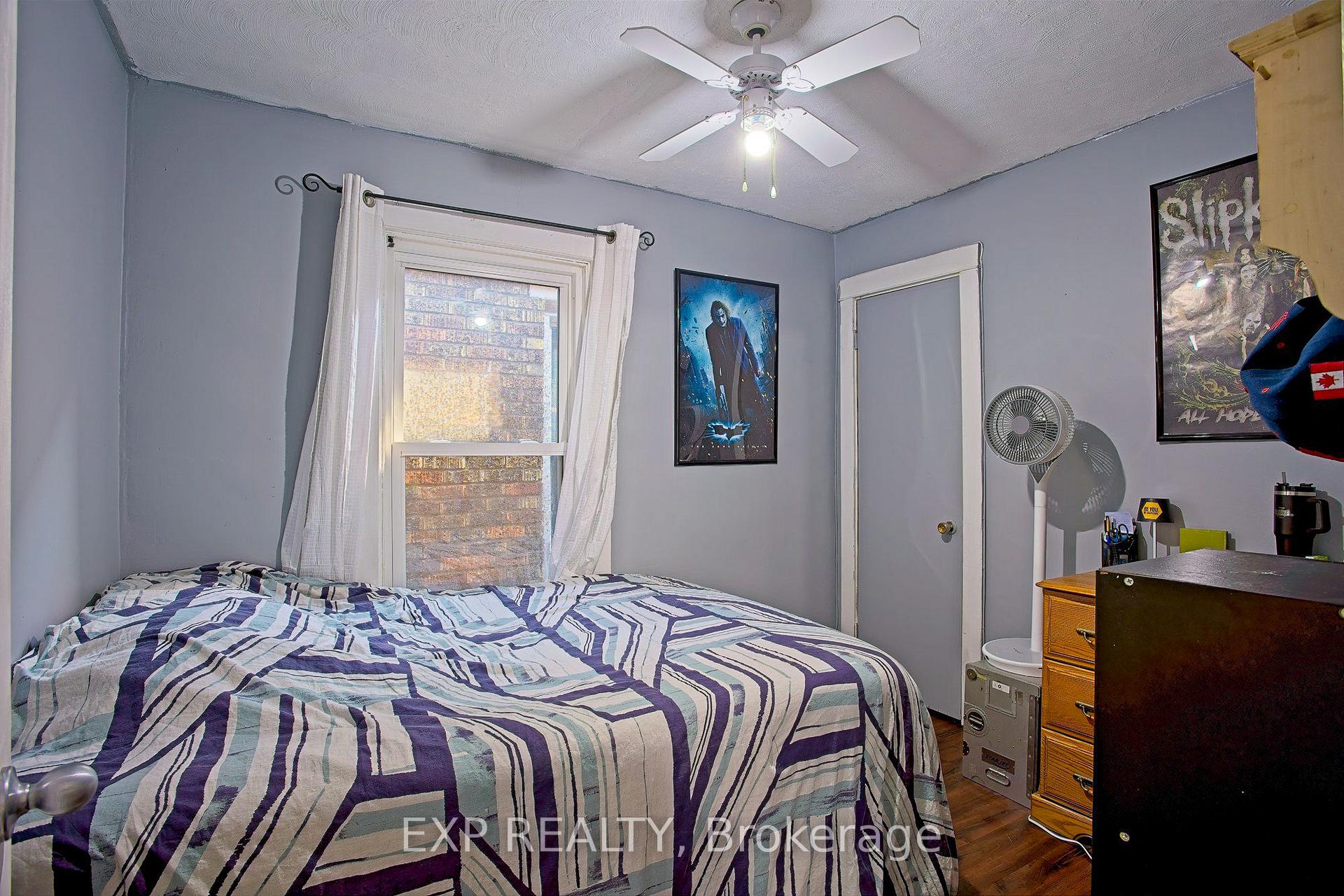 Photo 14 of 34 Poplar Avenue, Hamilton, Eastmount — HOMEH