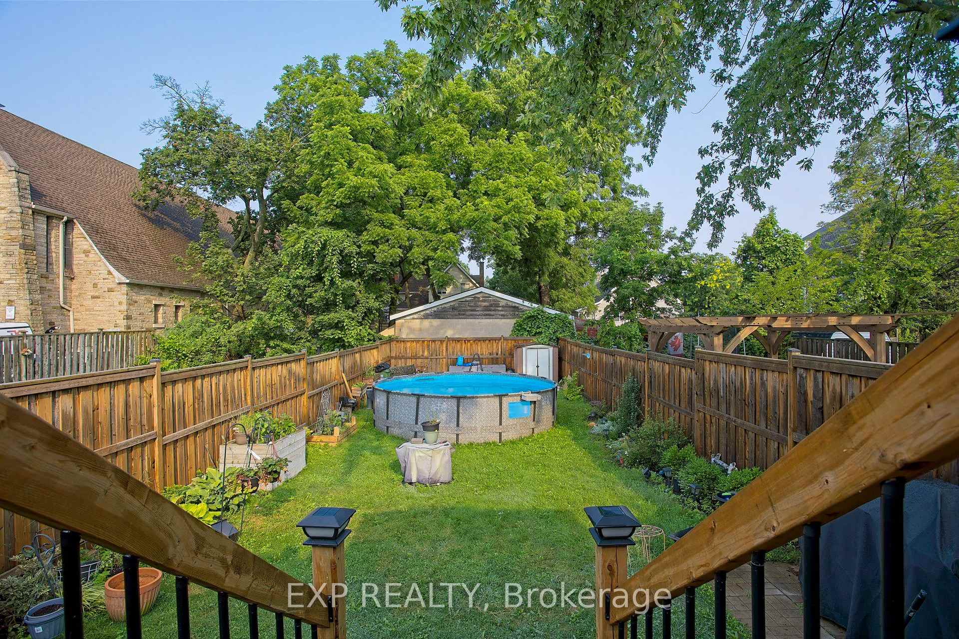 Photo 21 of 34 Poplar Avenue, Hamilton, Eastmount — HOMEH