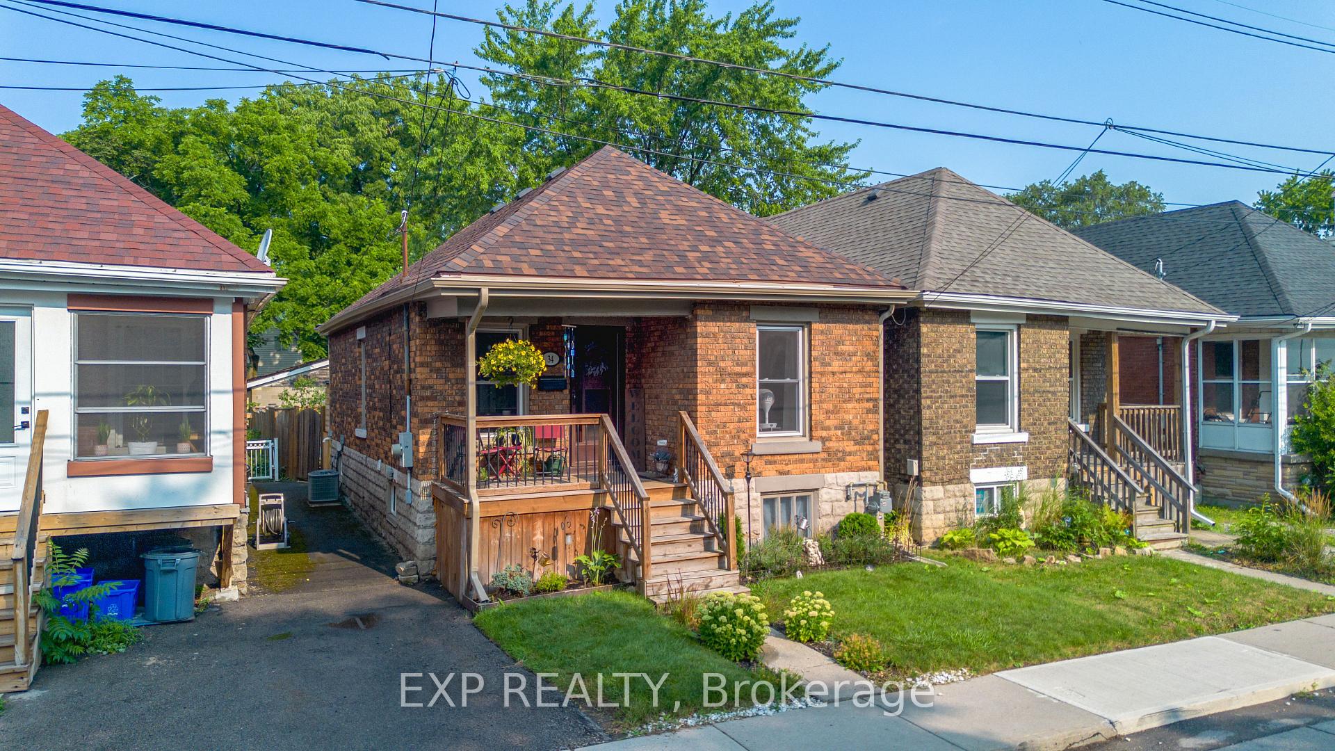 Photo 23 of 34 Poplar Avenue, Hamilton, Eastmount — HOMEH