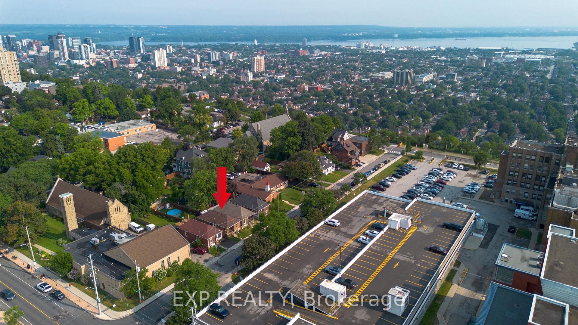 Photo 27 of 34 Poplar Avenue, Hamilton, Eastmount — HOMEH