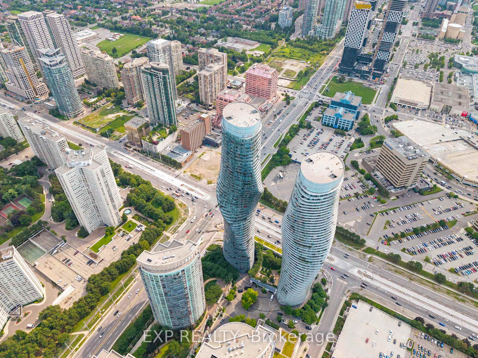 Photo 3 of Unit 1803, 60 Absolute Avenue, Mississauga, City Centre — HOMEH