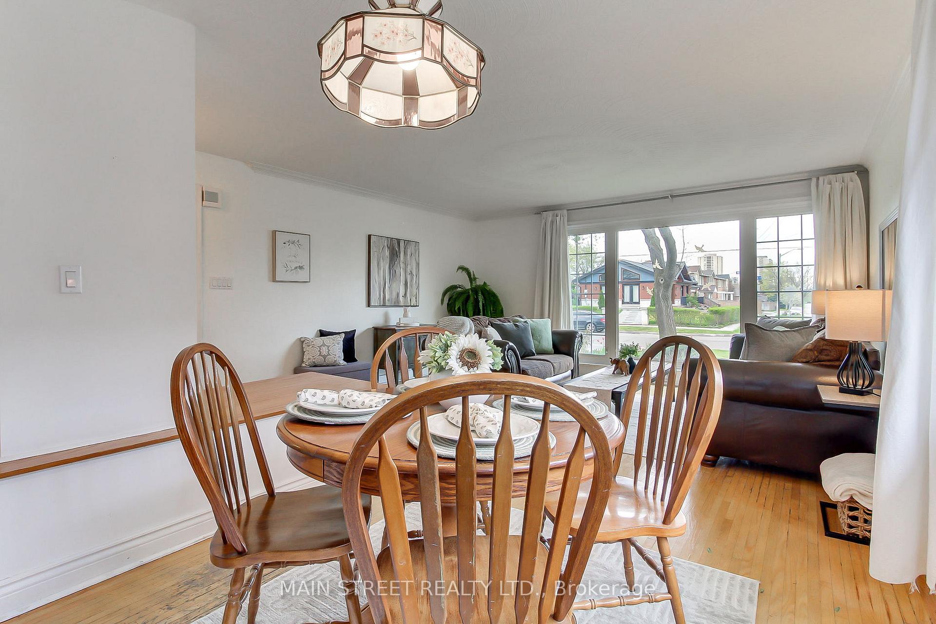 Photo 10 of 14 Westhampton Drive, Etobicoke, Kingsview Village-The Westway — HOMEH