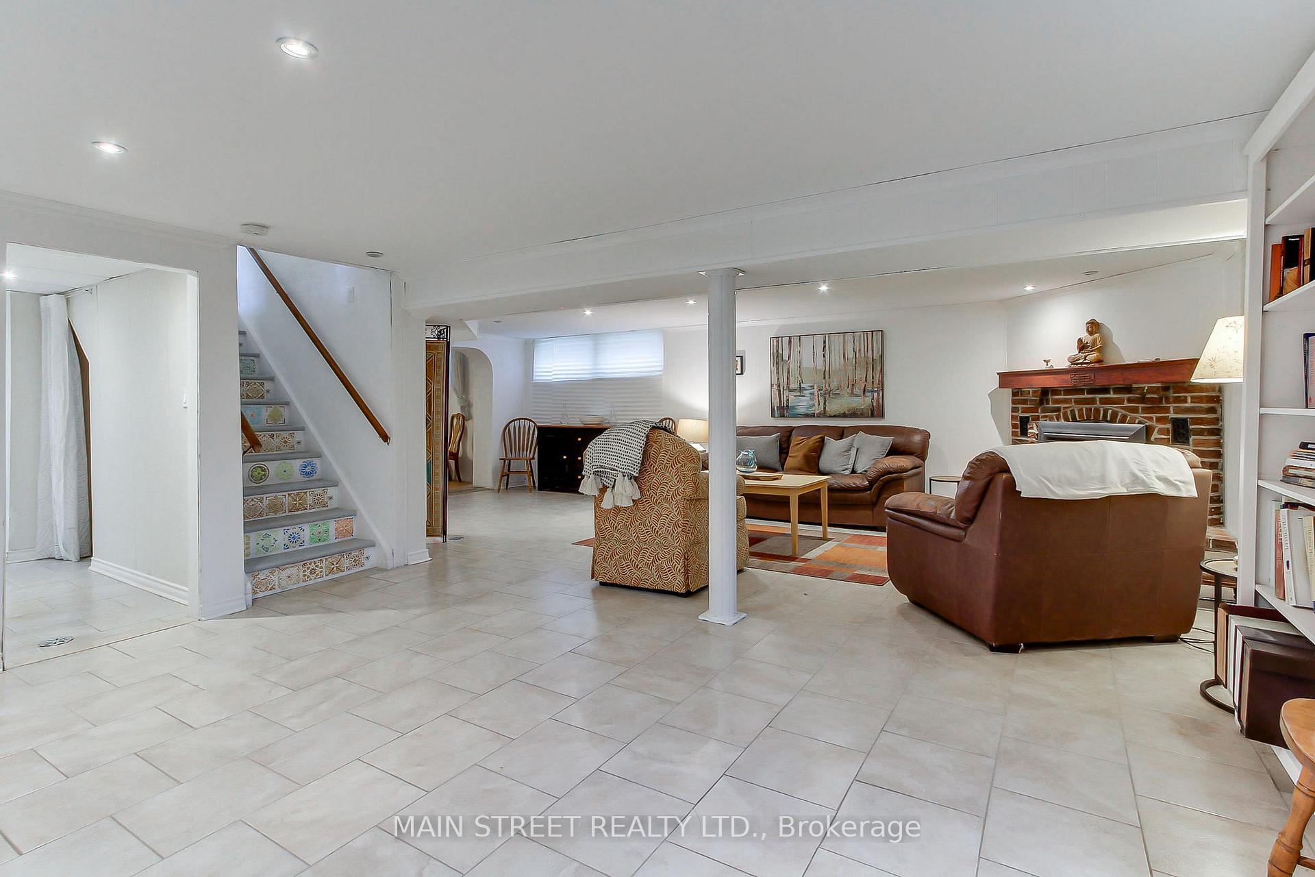 Photo 31 of 14 Westhampton Drive, Etobicoke, Kingsview Village-The Westway — HOMEH