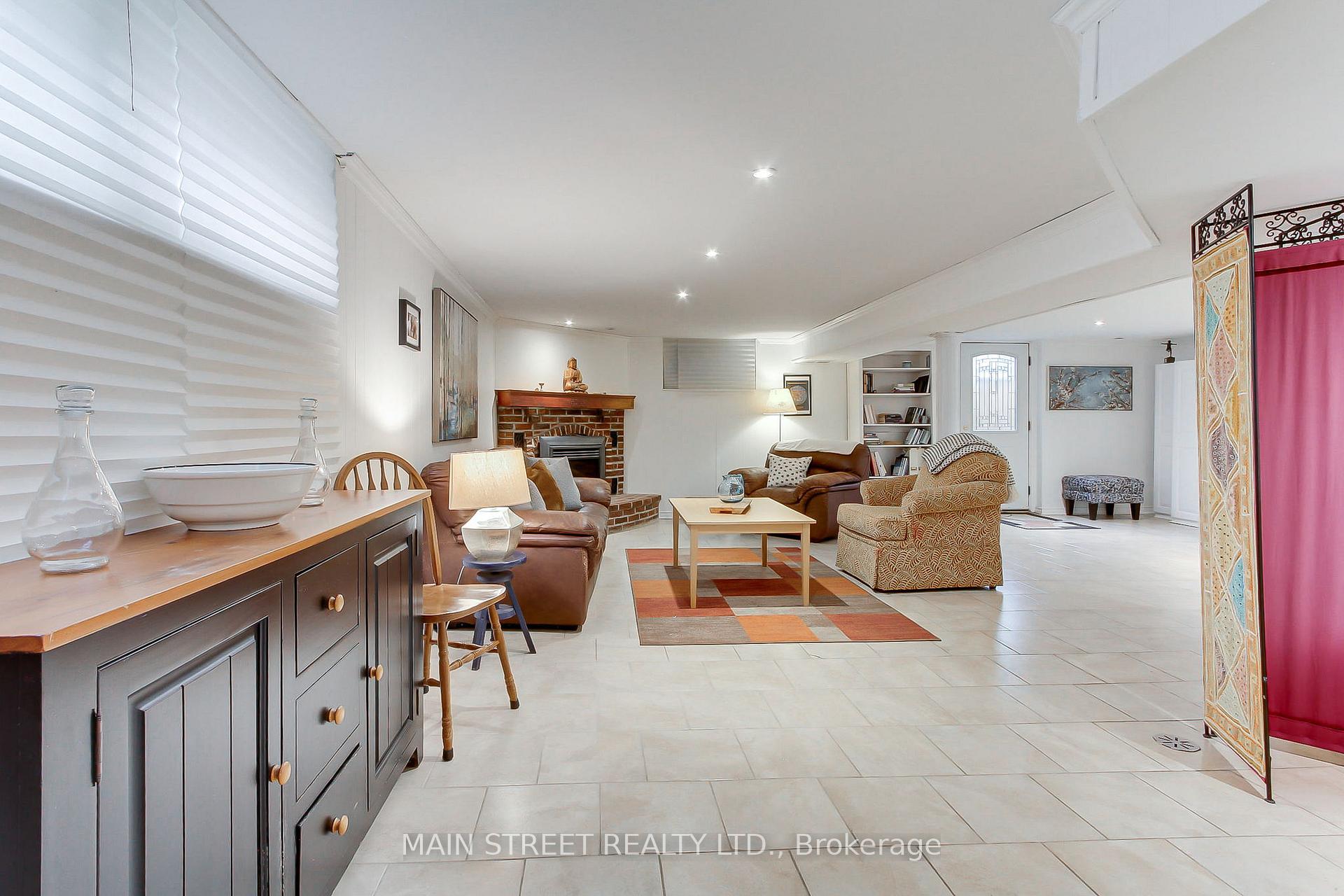 Photo 34 of 14 Westhampton Drive, Etobicoke, Kingsview Village-The Westway — HOMEH