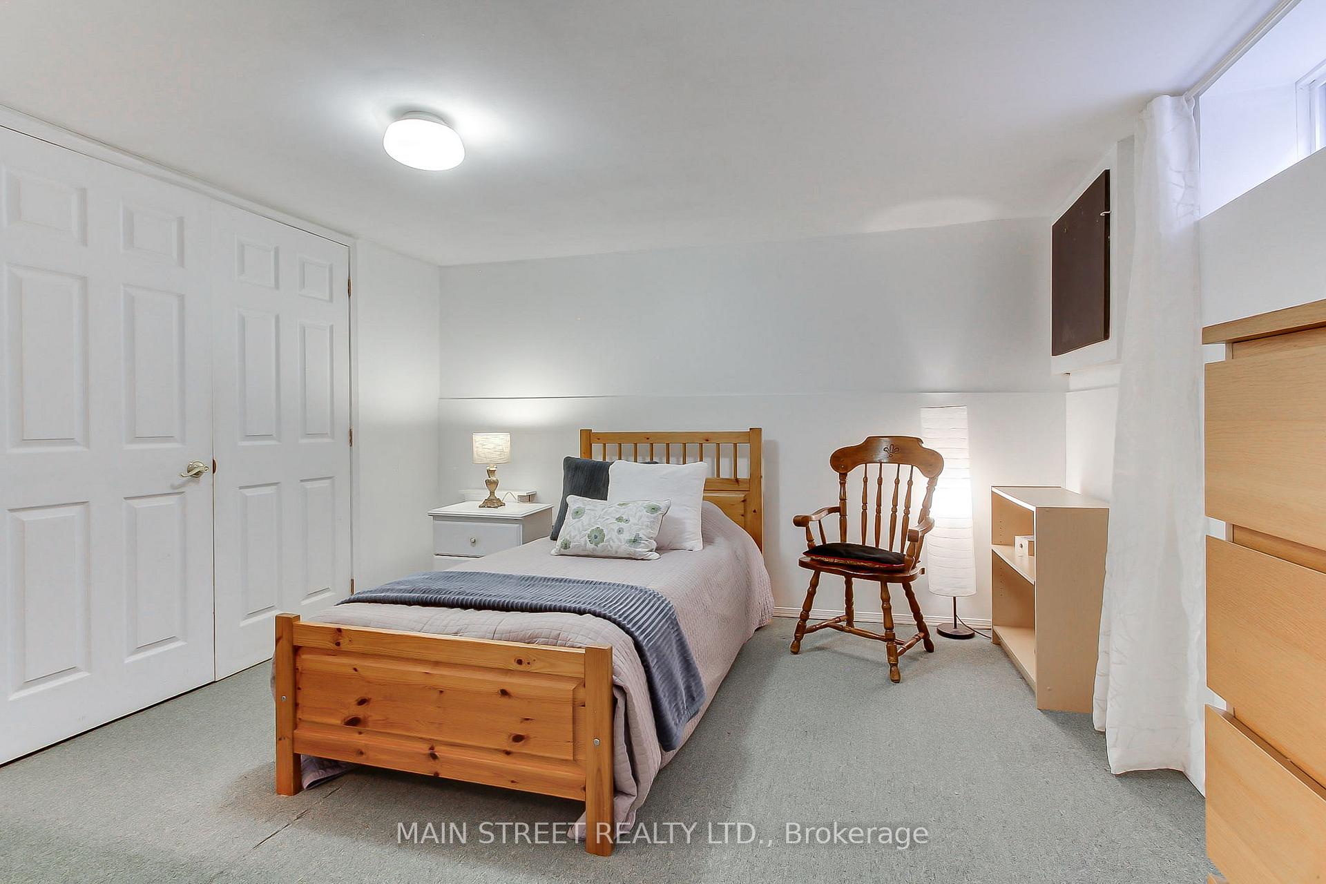 Photo 36 of 14 Westhampton Drive, Etobicoke, Kingsview Village-The Westway — HOMEH