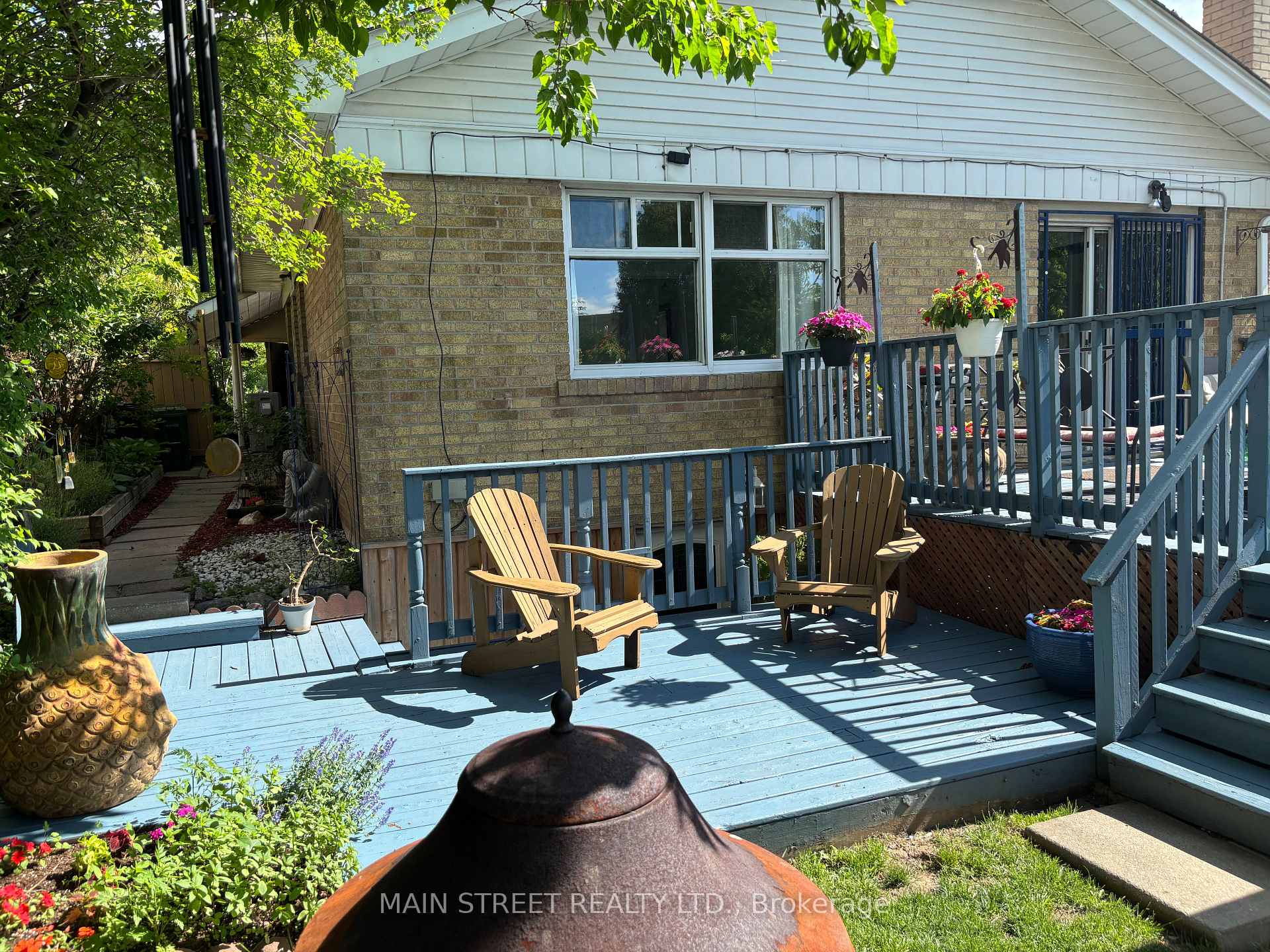 Photo 39 of 14 Westhampton Drive, Etobicoke, Kingsview Village-The Westway — HOMEH