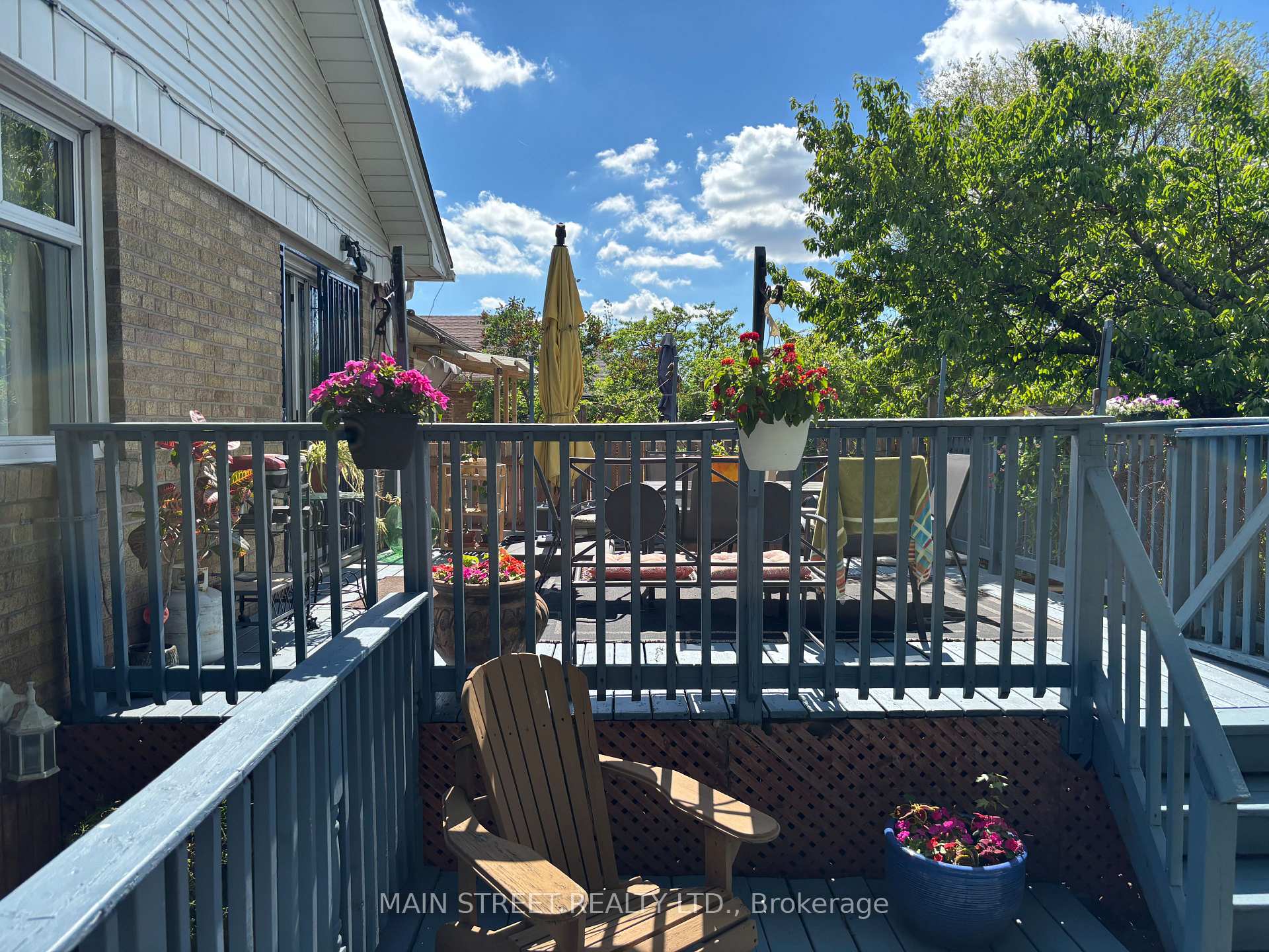 Photo 42 of 14 Westhampton Drive, Etobicoke, Kingsview Village-The Westway — HOMEH