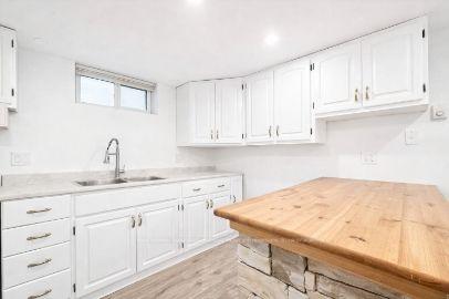 Photo 3 of Unit Lower, 19 Perth Street, St. Catharines, E. Chester — HOMEH
