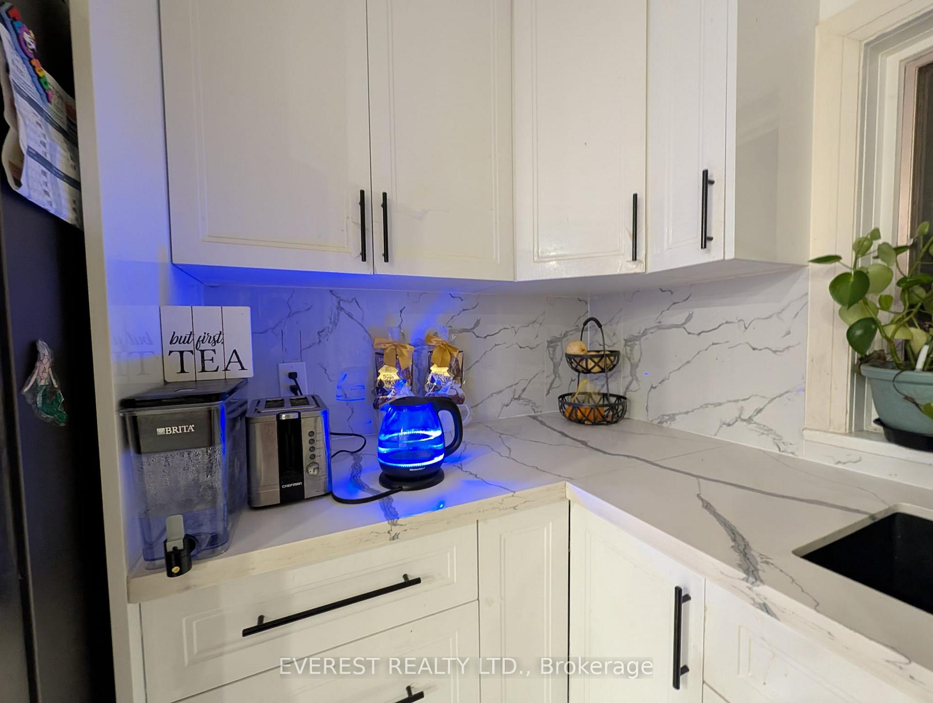 Photo 8 of 11 Kecala Road S, Scarborough, Dorset Park — HOMEH