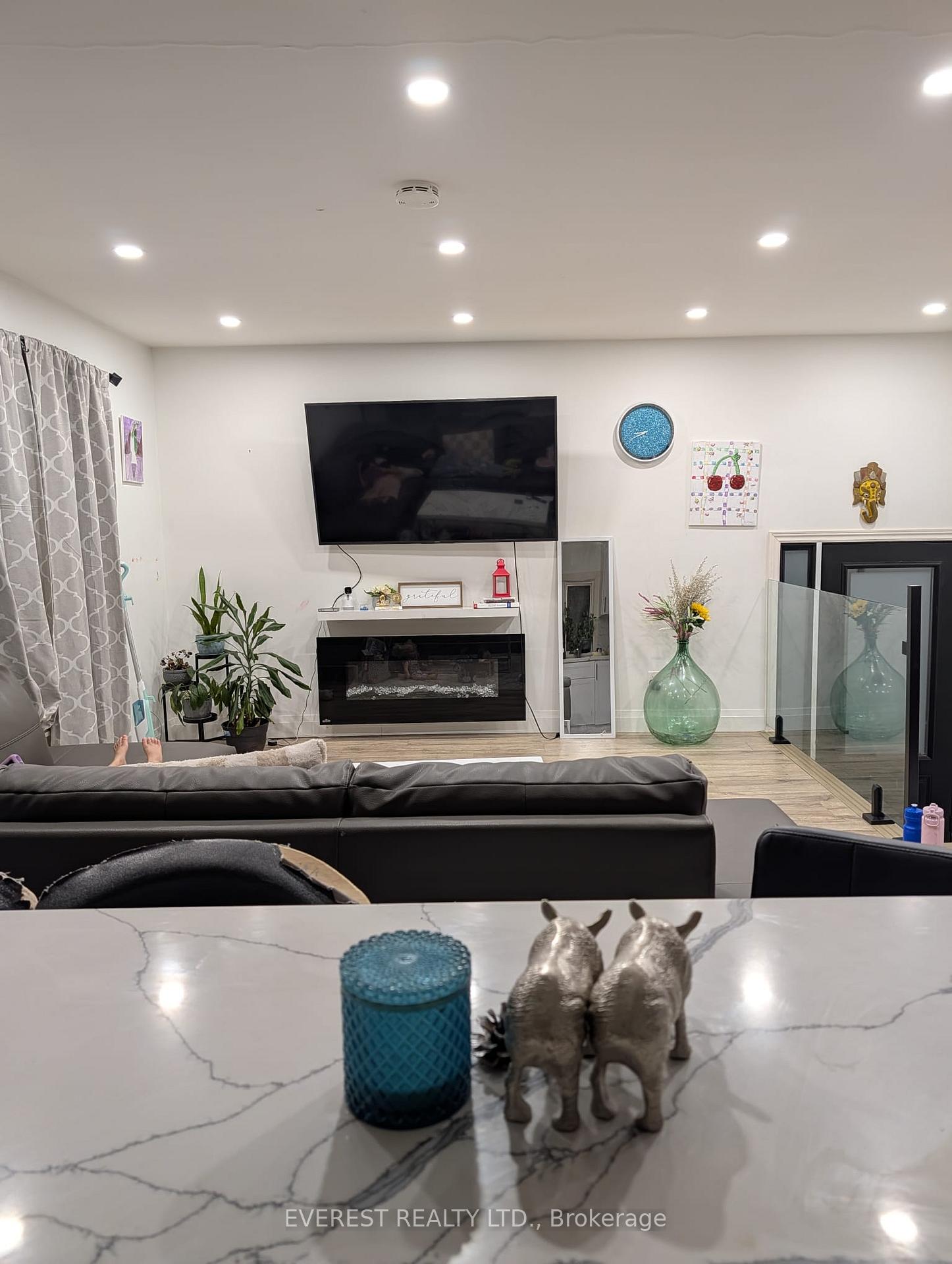 Photo 10 of 11 Kecala Road S, Scarborough, Dorset Park — HOMEH
