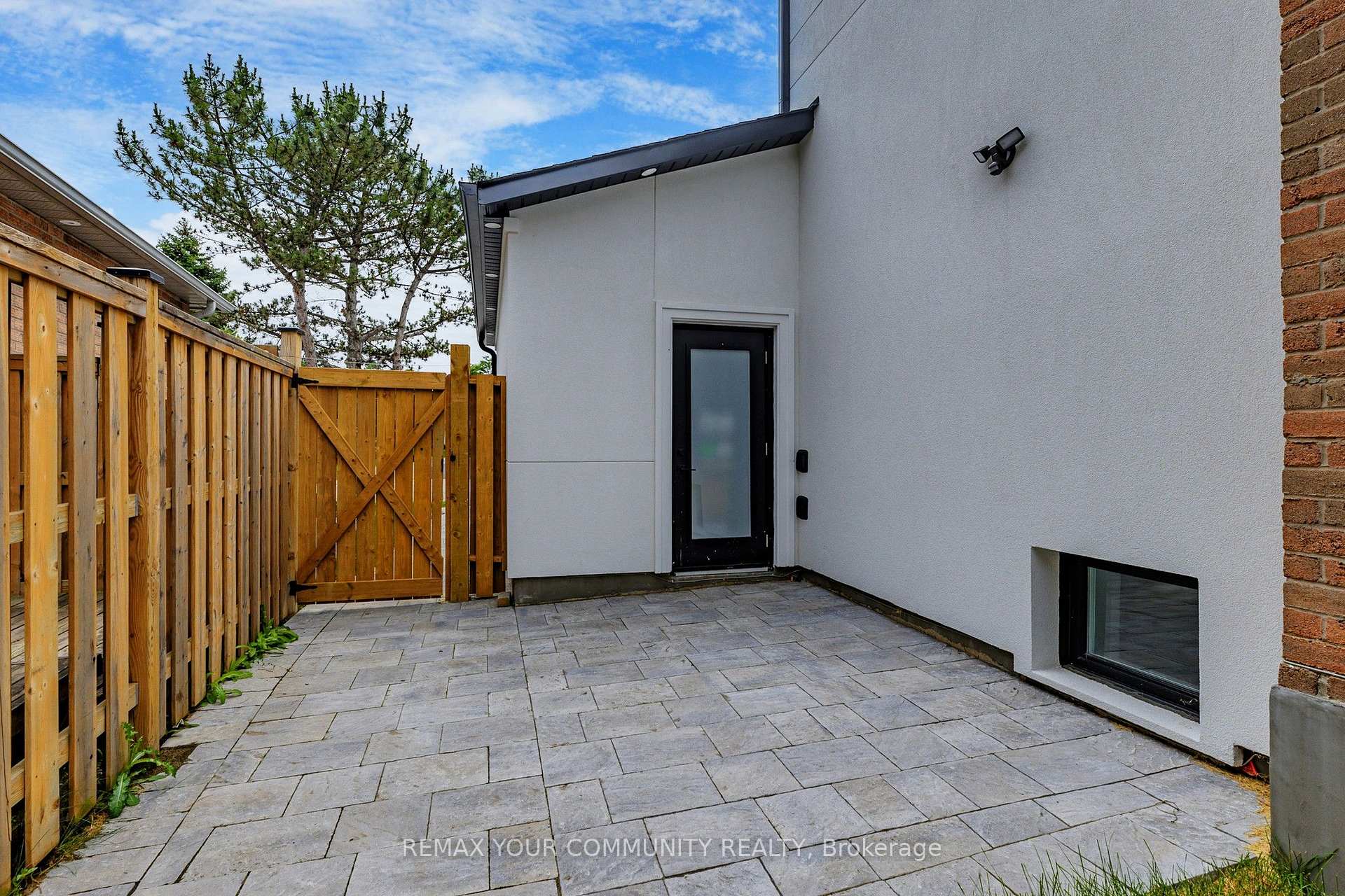 Photo 3 of 90 Tamarac Trail, Aurora, Aurora Highlands — HOMEH