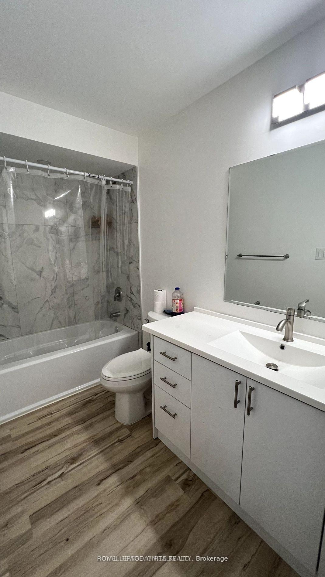 Photo 13 of 88 Baycliffe Drive, Whitby, Williamsburg — HOMEH