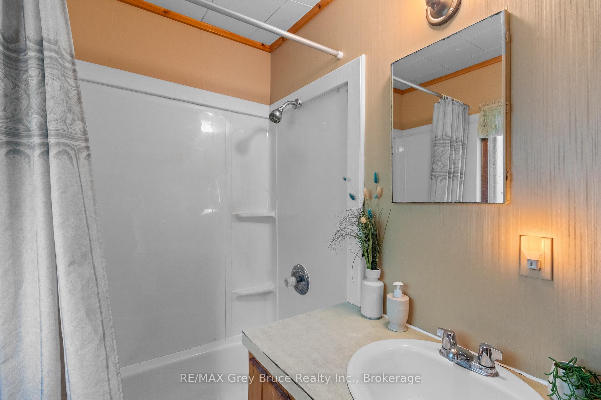Photo 26 of 263 Eagle Road, Northern Bruce Peninsula — HOMEH