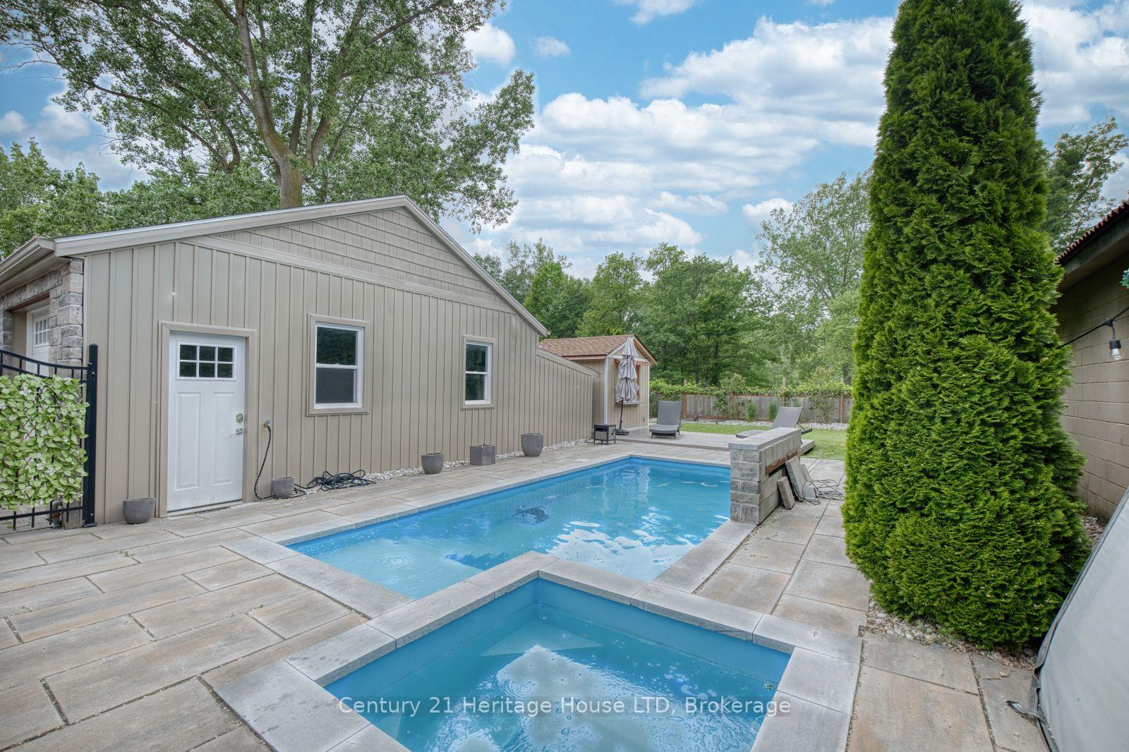 Photo 26 of 6021 Montrose Road, Niagara Falls, West Wood — HOMEH