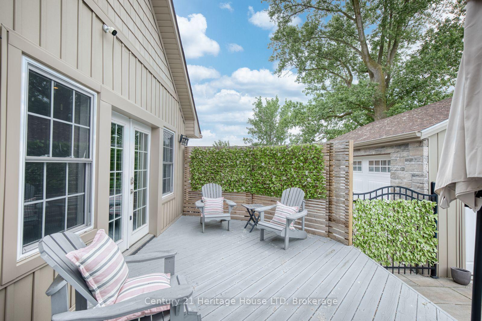 Photo 29 of 6021 Montrose Road, Niagara Falls, West Wood — HOMEH