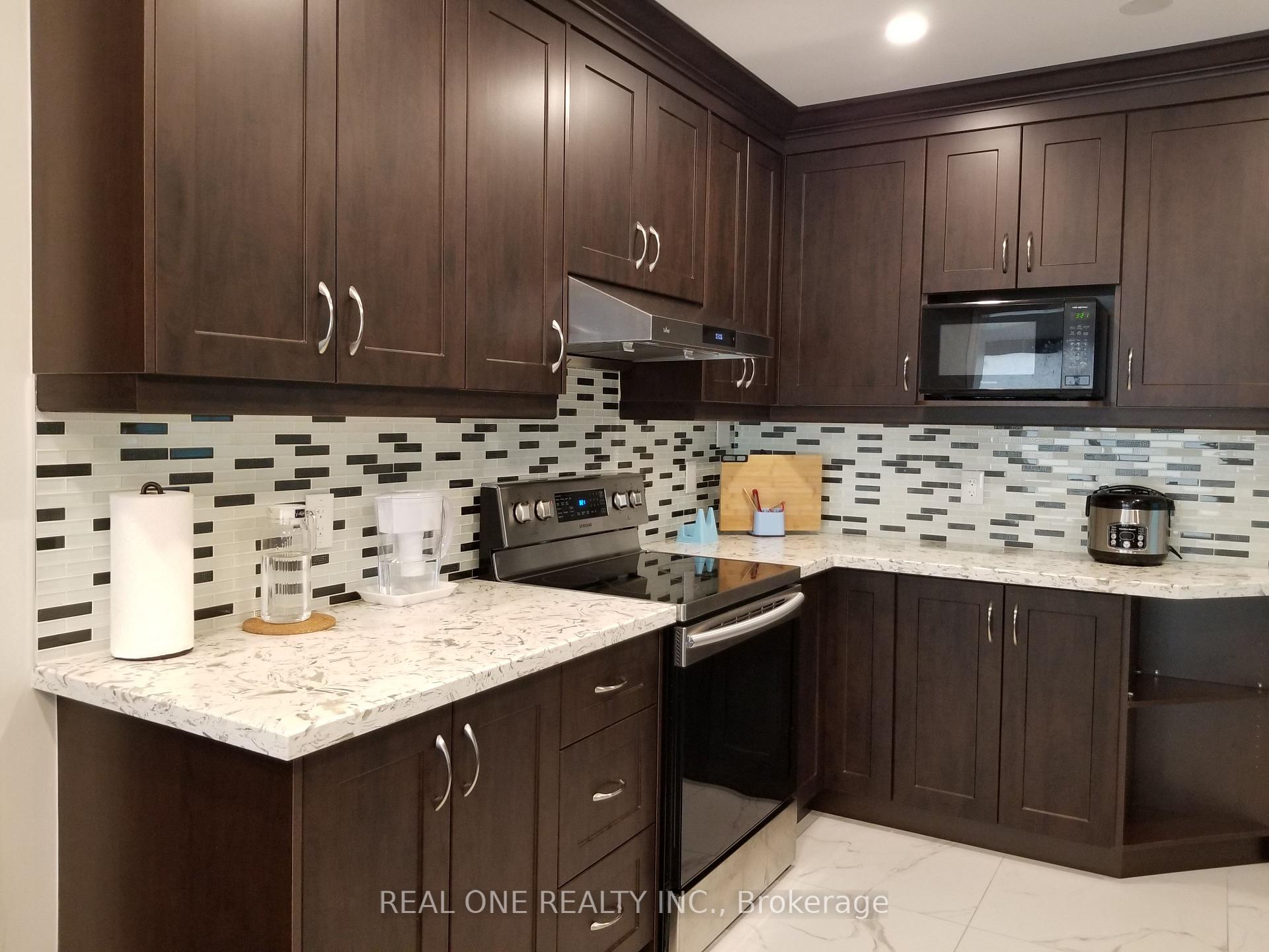 Photo 22 of 26 Applefield Drive, Scarborough, Bendale — HOMEH