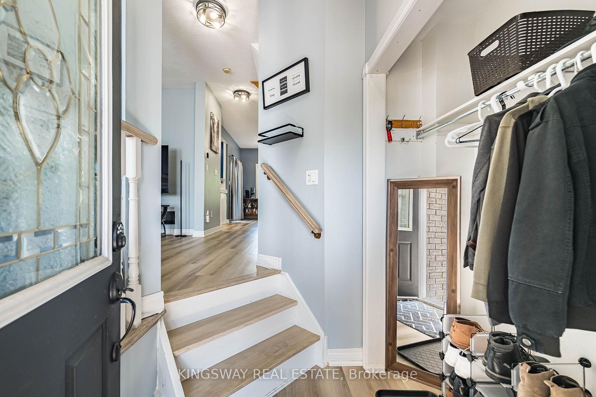 Photo 6 of 2057 White Dove Circle, Oakville, West Oak Trails — HOMEH