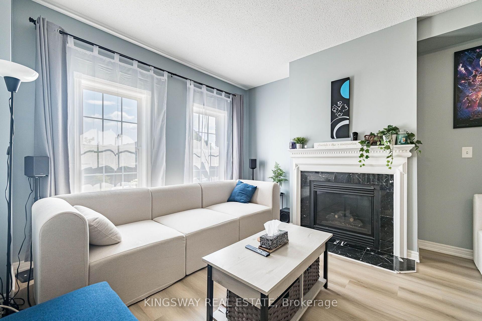 Photo 8 of 2057 White Dove Circle, Oakville, West Oak Trails — HOMEH