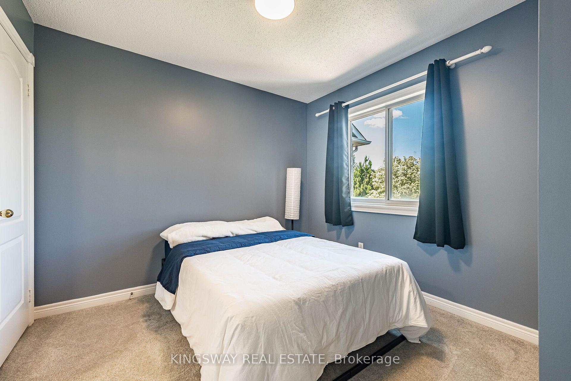 Photo 23 of 2057 White Dove Circle, Oakville, West Oak Trails — HOMEH