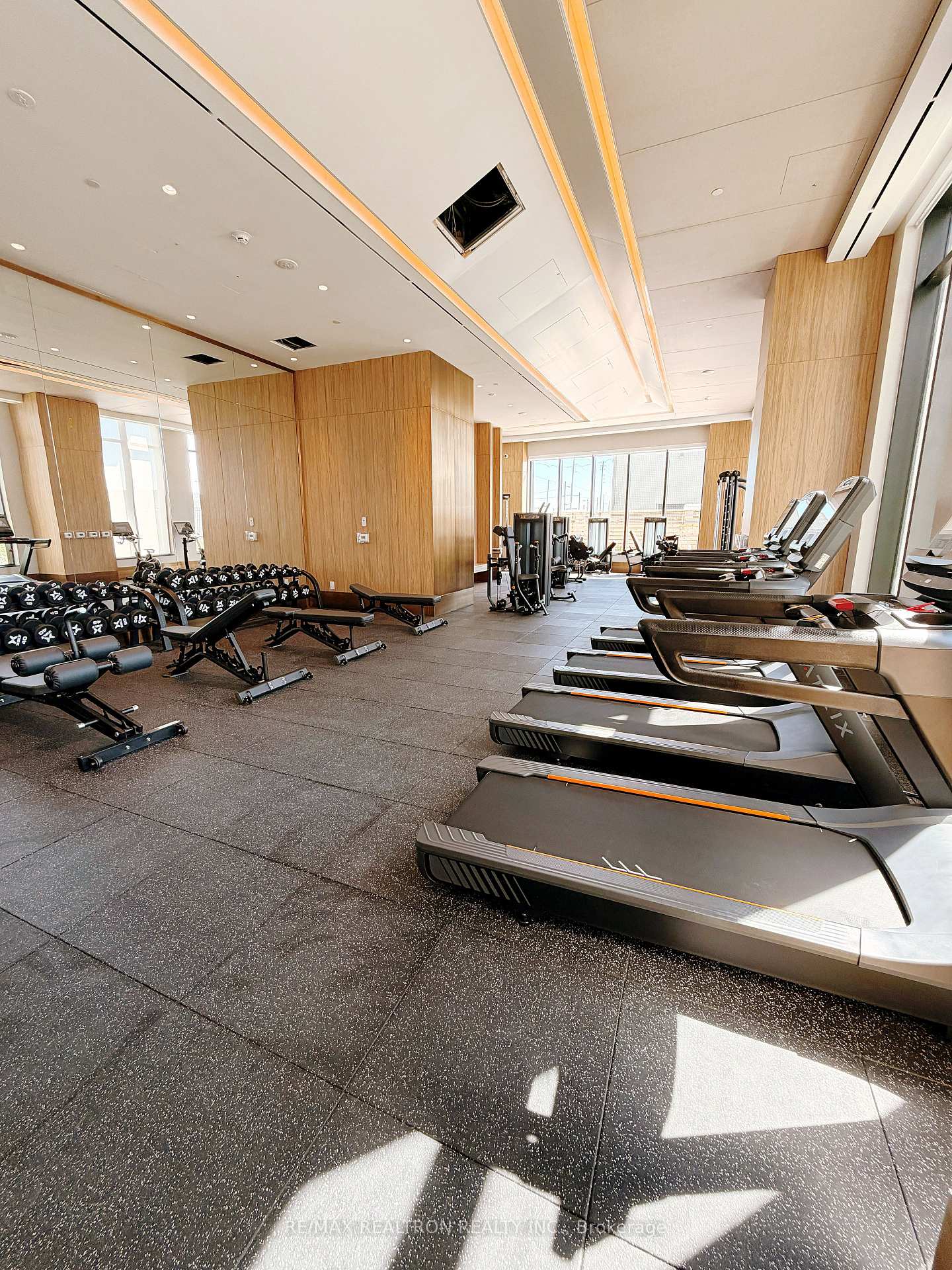 Photo 17 of Unit 607, 5 Meadowdale Road E, Vaughan, Vaughan Corporate Centre — HOMEH