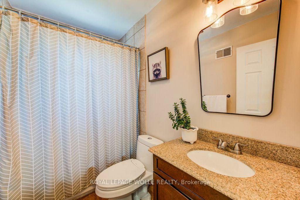 Photo 18 of 17 Crestwood Avenue, Kitchener, Uptown Waterloo/North Ward — HOMEH