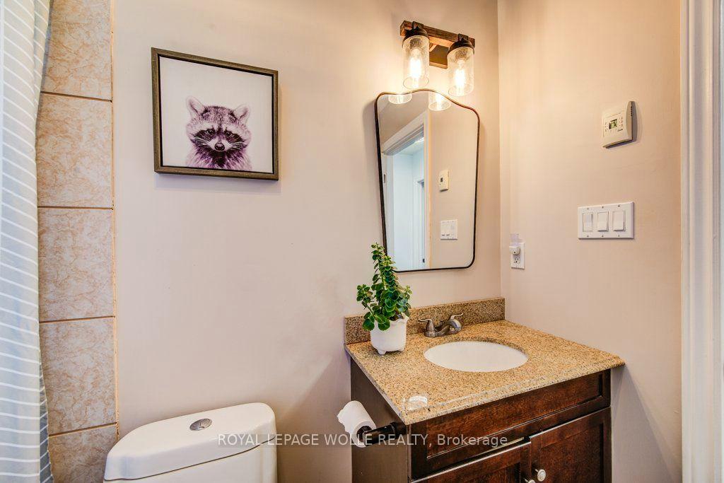 Photo 19 of 17 Crestwood Avenue, Kitchener, Uptown Waterloo/North Ward — HOMEH