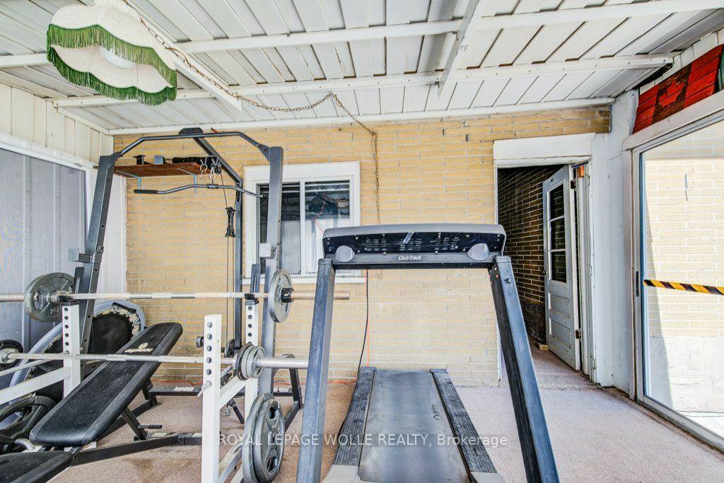 Photo 32 of 17 Crestwood Avenue, Kitchener, Uptown Waterloo/North Ward — HOMEH