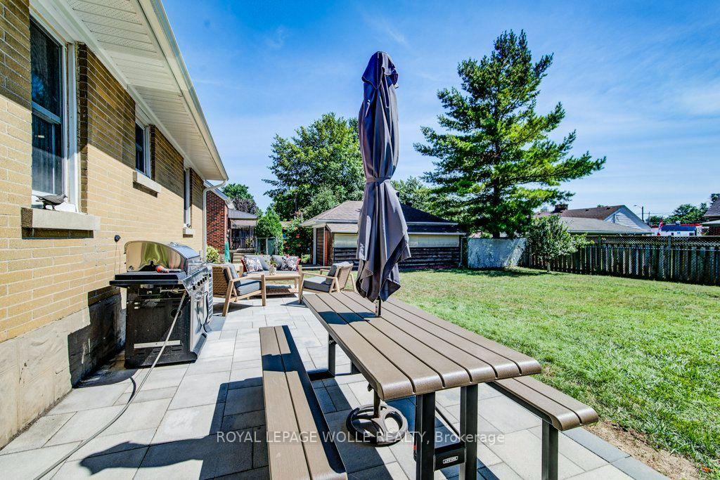 Photo 33 of 17 Crestwood Avenue, Kitchener, Uptown Waterloo/North Ward — HOMEH