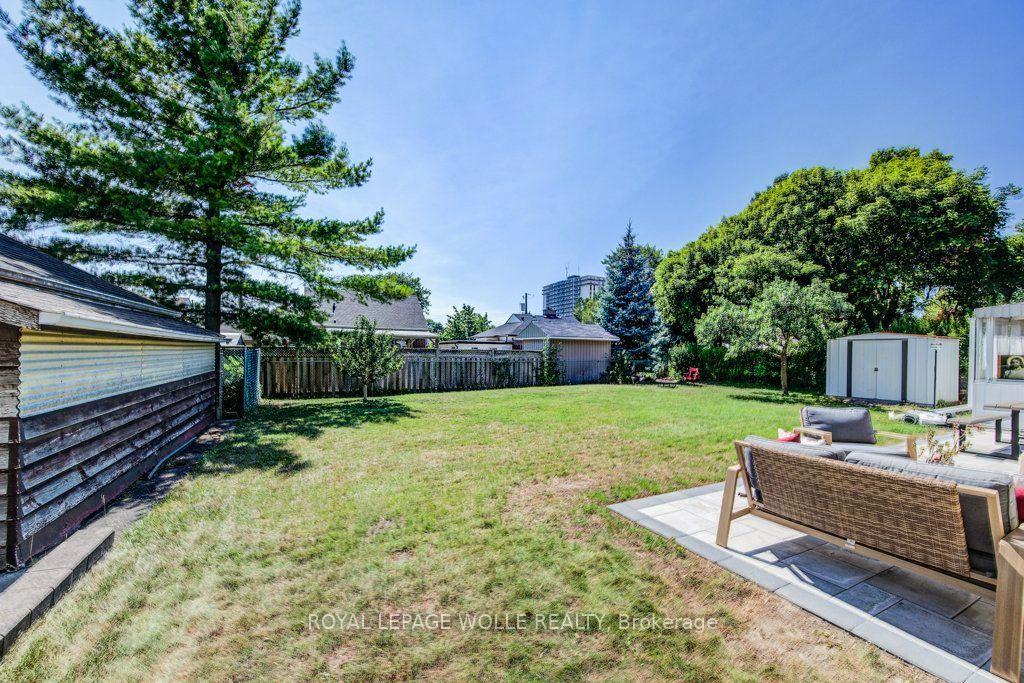 Photo 36 of 17 Crestwood Avenue, Kitchener, Uptown Waterloo/North Ward — HOMEH