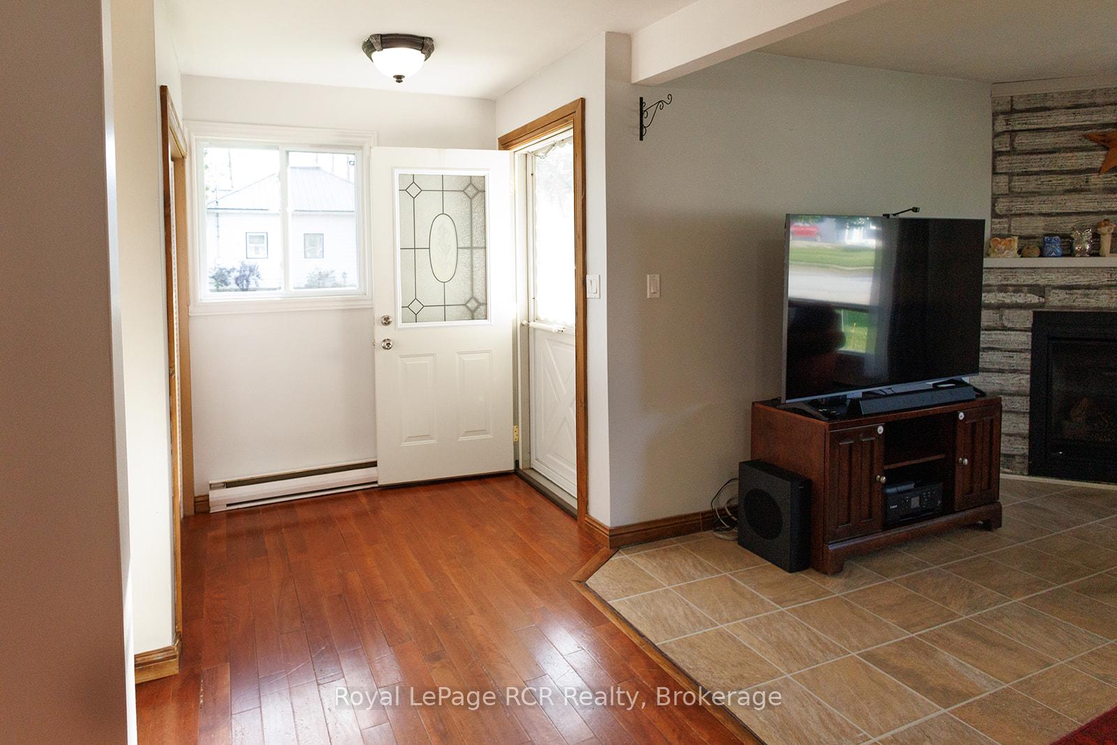 Photo 7 of 223 Division Street, South Bruce Peninsula — HOMEH