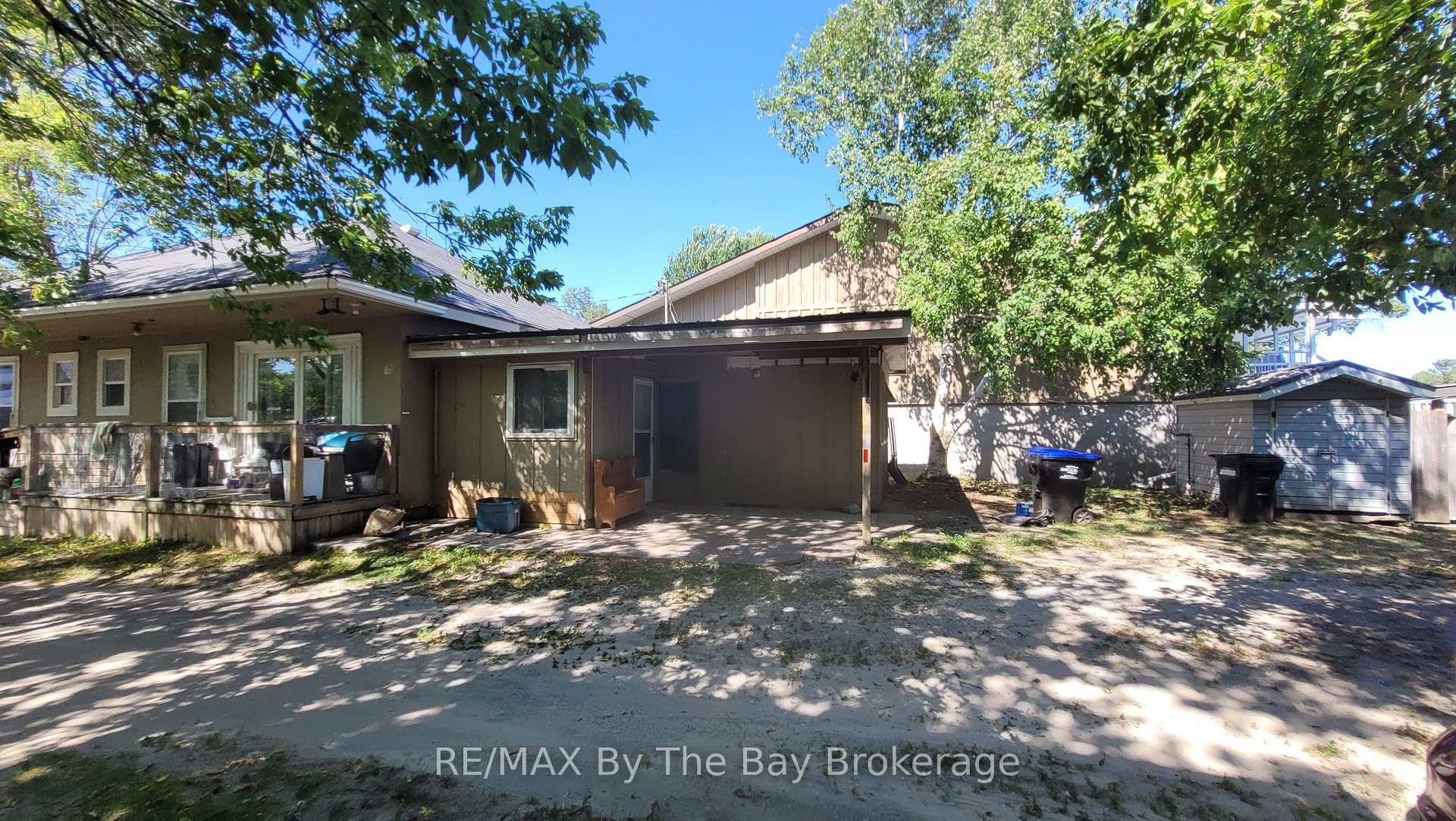 Photo 3 of Unit 3, 835 Mosley Street, Wasaga Beach — HOMEH