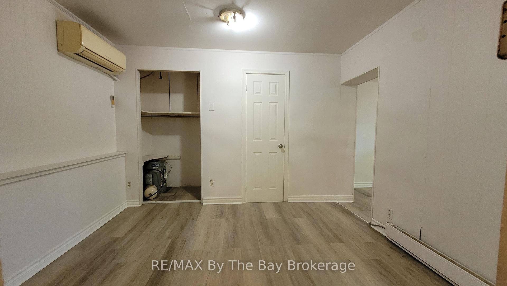 Photo 7 of Unit 3, 835 Mosley Street, Wasaga Beach — HOMEH